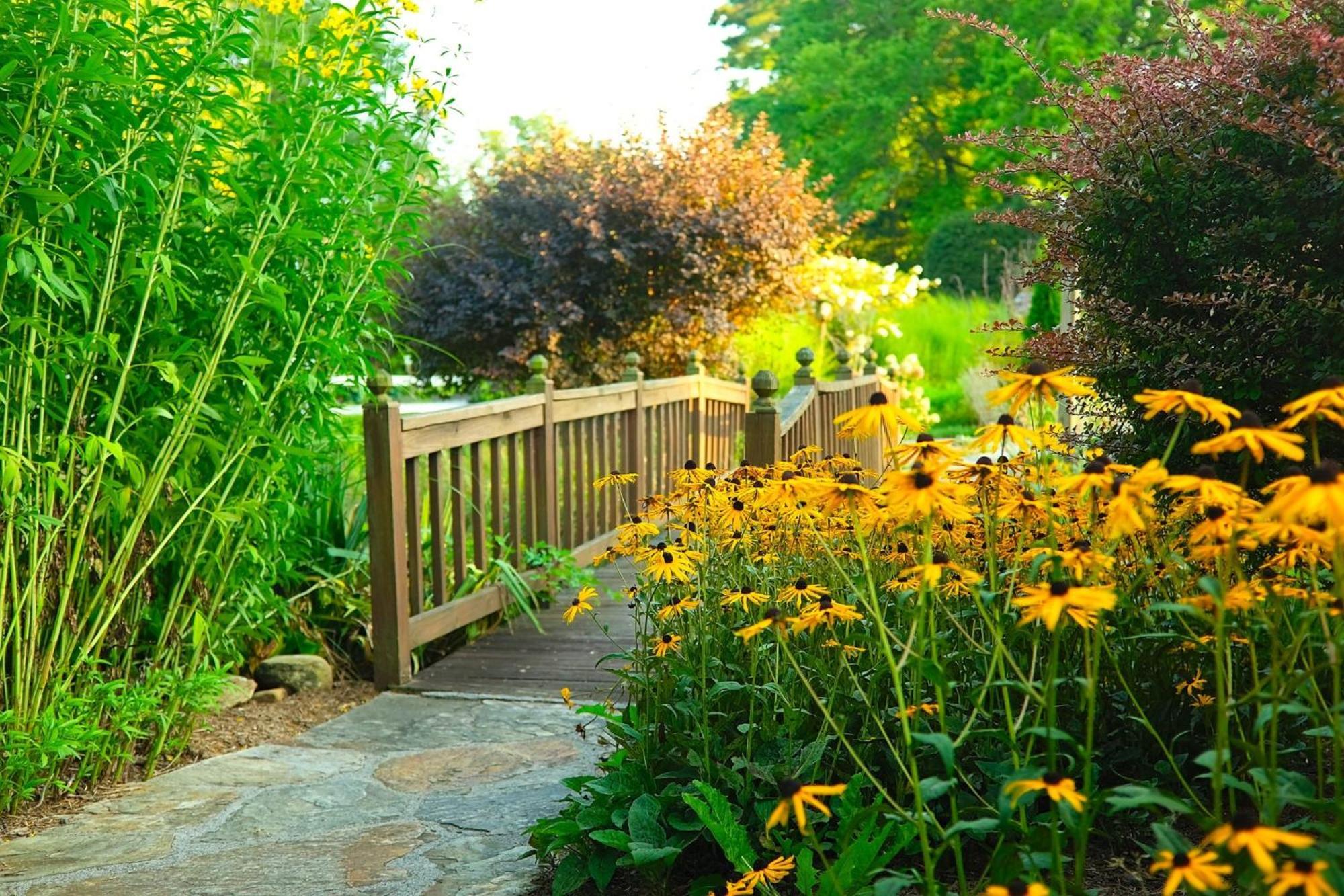 Azalea Garden Inn Blowing Rock