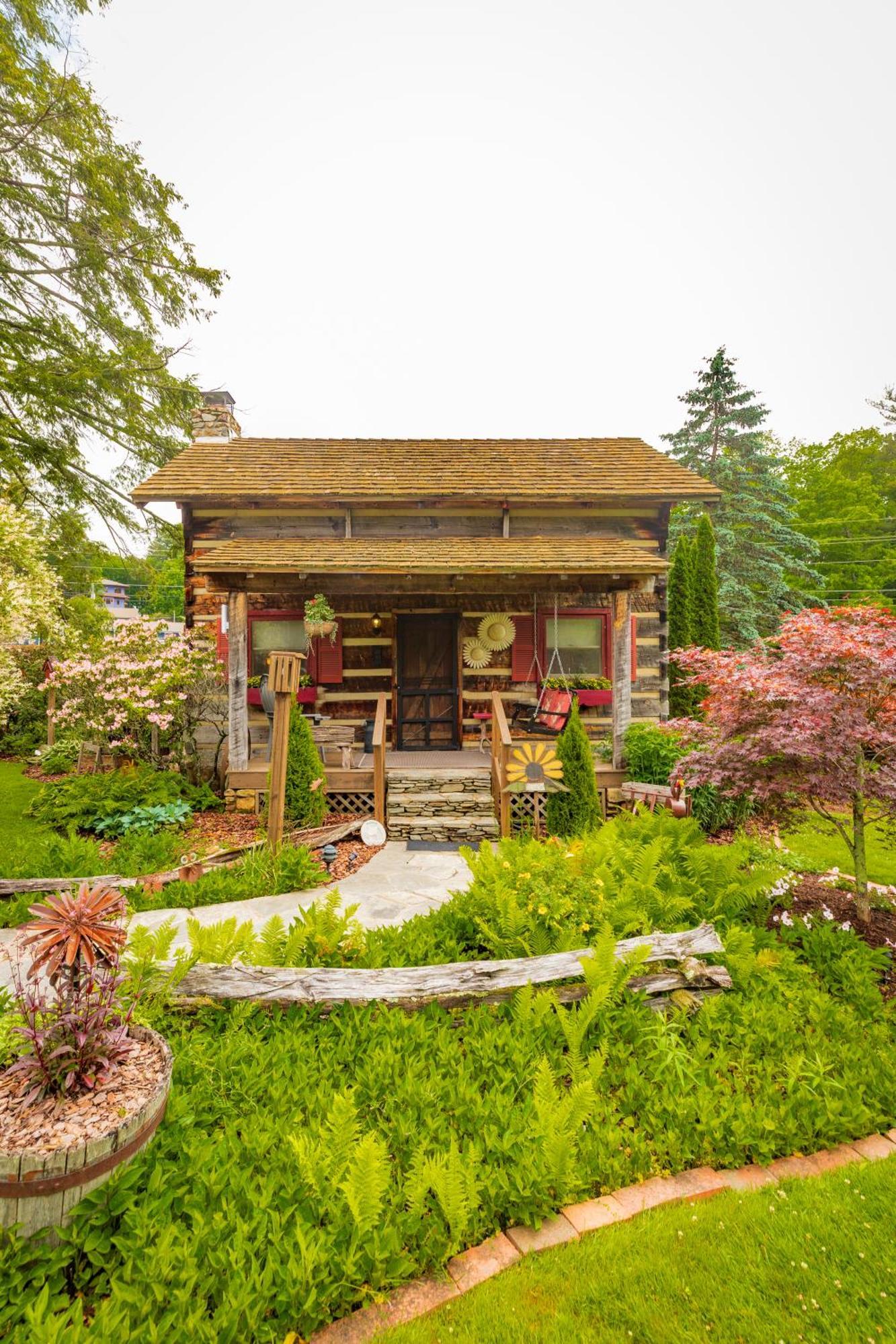 Azalea Garden Inn Blowing Rock